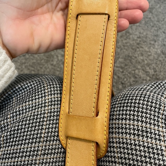 2007 Louis Vuitton Hudson - Picture 8 of 11